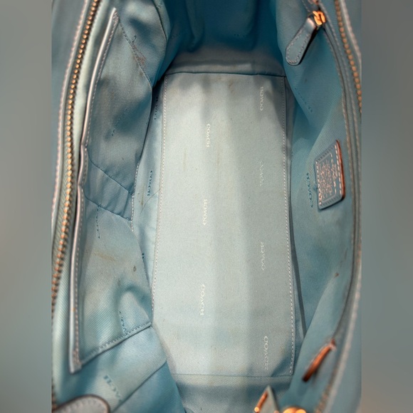 Authentic Coach Blue Swagger Bag - Picture 9 of 11